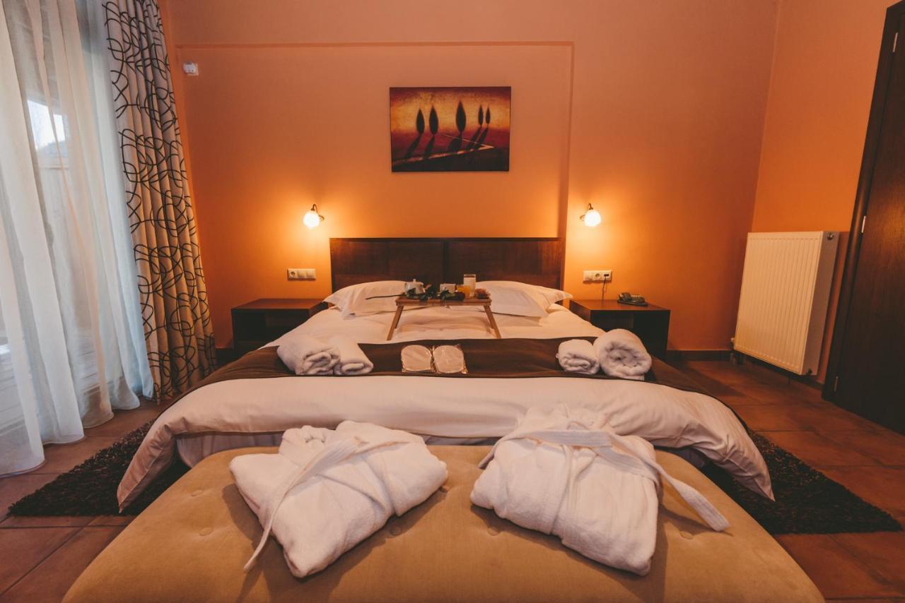 Thea Mainalou Hotel Vitina Buitenkant foto